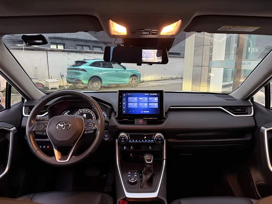 Toyota RAV4 Hybird E+ 2021 #12 Toyota RAV4 Hybird E+ 2021 car image #12