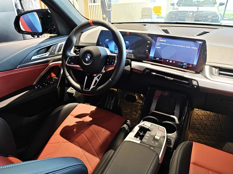 BMW X1 M35Li صورة سيارة #12