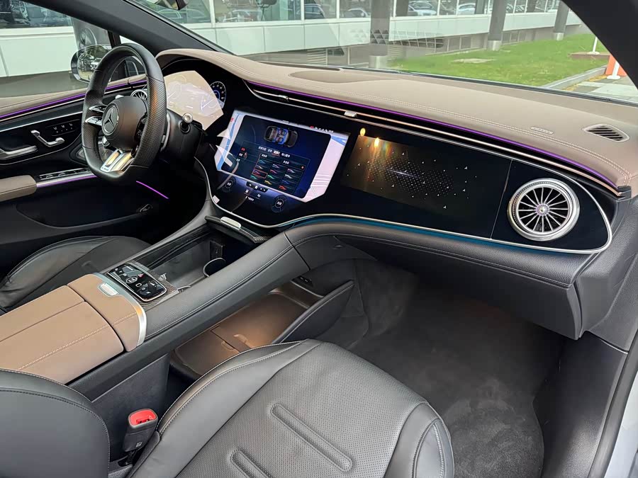 Mercedes-Benz EQS AMG 2024 #12 Mercedes-Benz EQS AMG 2024 car image #12