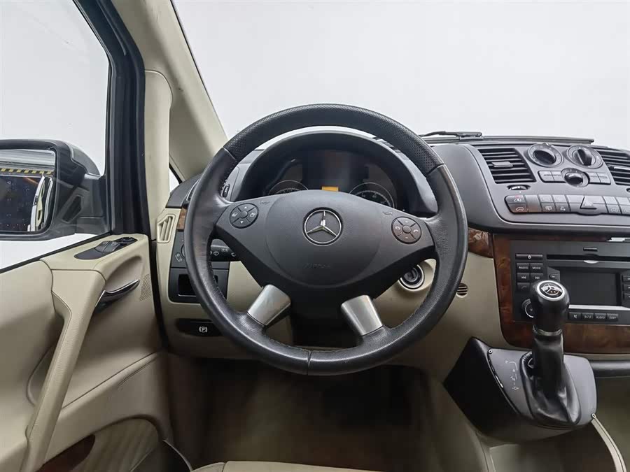 奔驰 唯雅诺 2013 汽车图片 #12