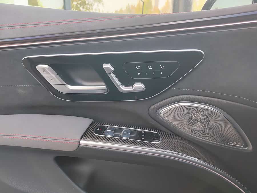 Mercedes-Benz EQS AMG 2022 #12 Mercedes-Benz EQS AMG 2022 car image #12