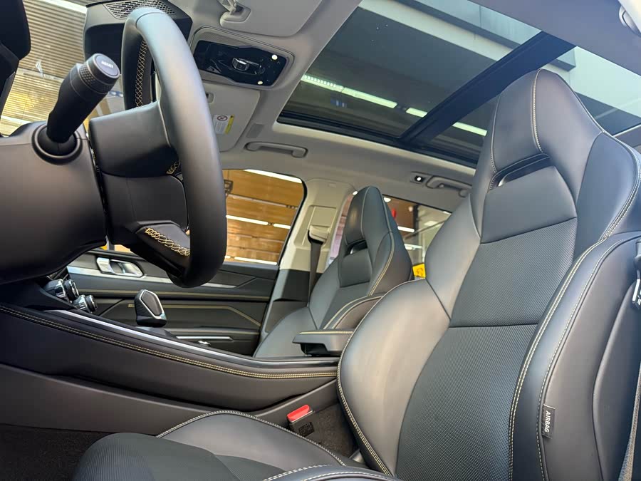 Lynk & Co 01 2023 image de voiture #12