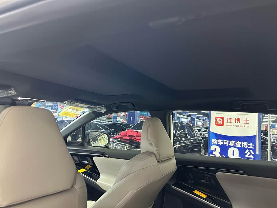 丰田 铂智4X 2025 #12 丰田 铂智4X 2025 汽车图片 #12