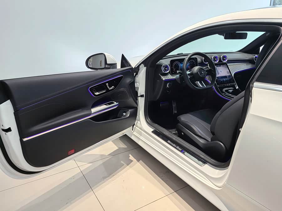 Mercedes-Benz CLE Class car image #12