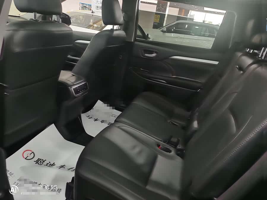Toyota Highlander 2017 car image #12
