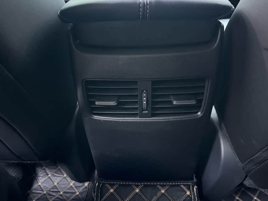 Mazda CX-3 2023 car image #12