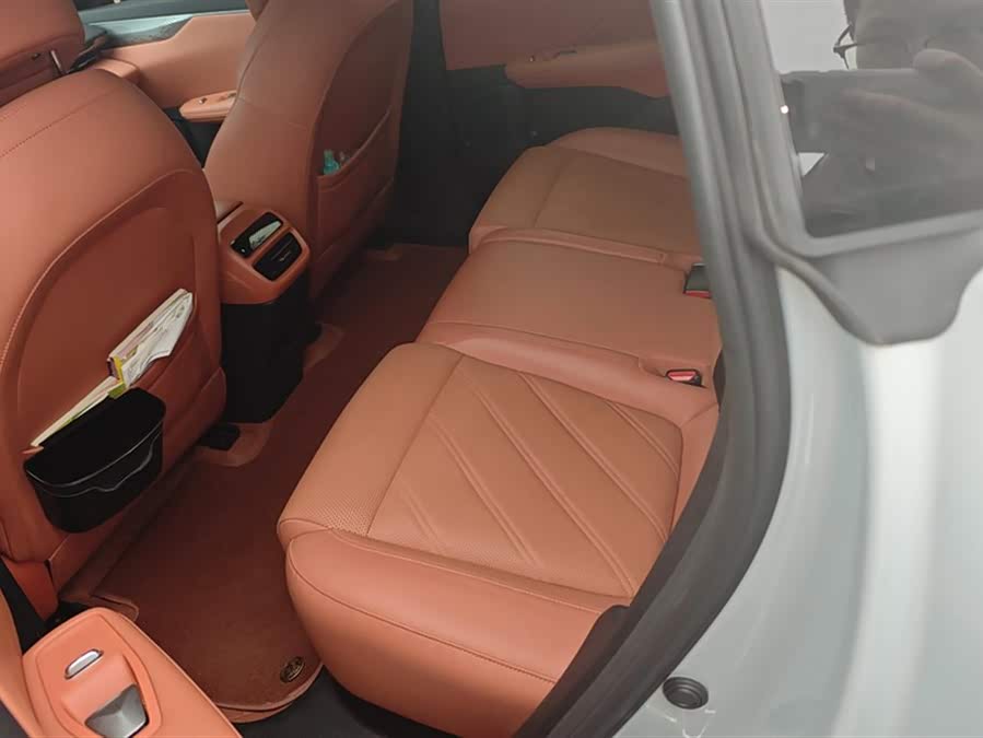 Deepal S05 2024 صورة سيارة #12