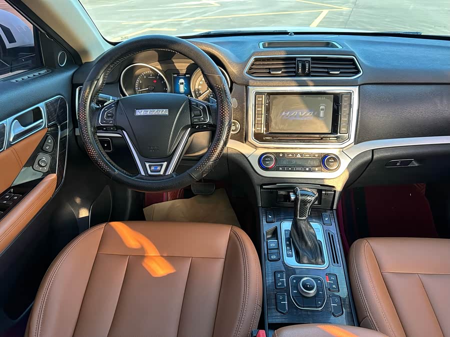 Haval H6 Coupe 2015 car image #12