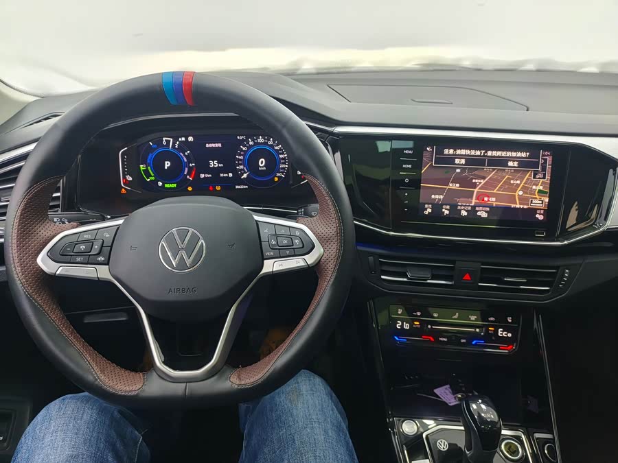 Volkswagen Tayron GTE 2022 #12 Volkswagen Tayron GTE 2022 immagine di auto #12