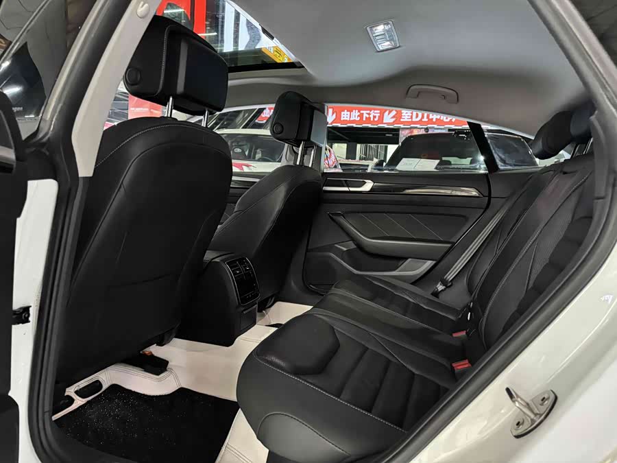 Volkswagen CC (FAW-Volkswagen) 2022 car image #12