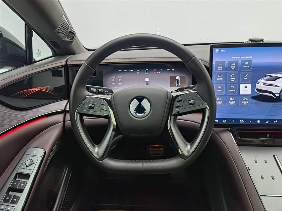 Denza Z9GT 2024 #12 Denza Z9GT 2024 car image #12