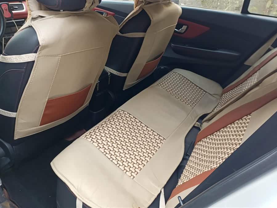 Haval H1 2015 car image #12