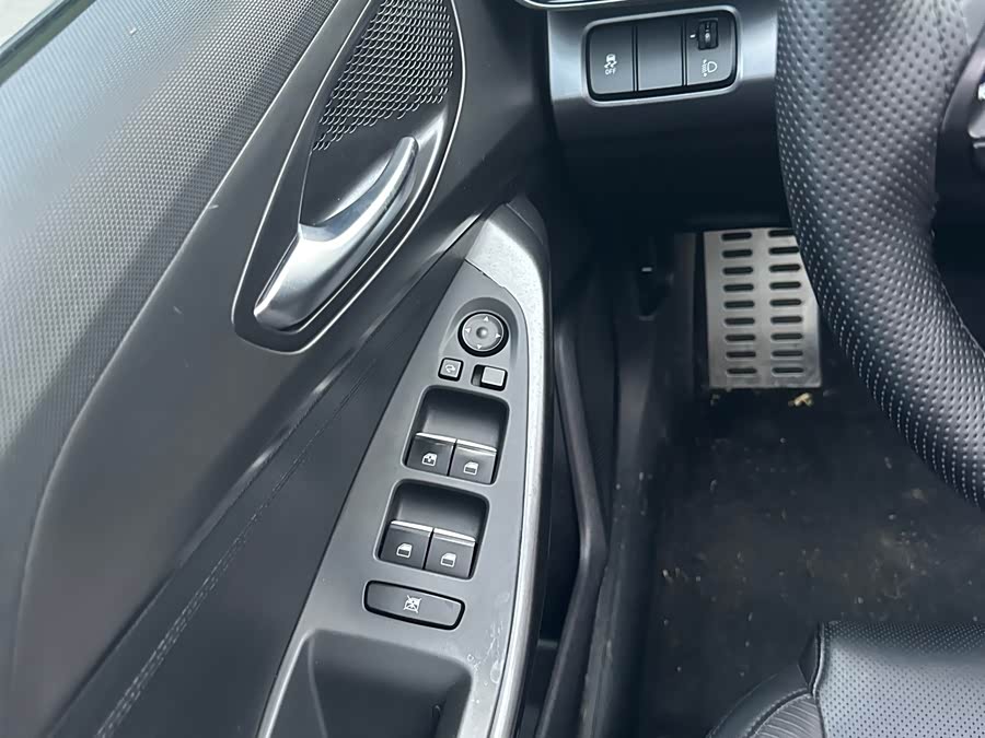 Hyundai Lafesta 2019 car image #12