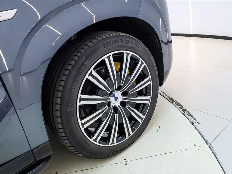 Denza N9 2025 #12 Denza N9 2025 car image #12