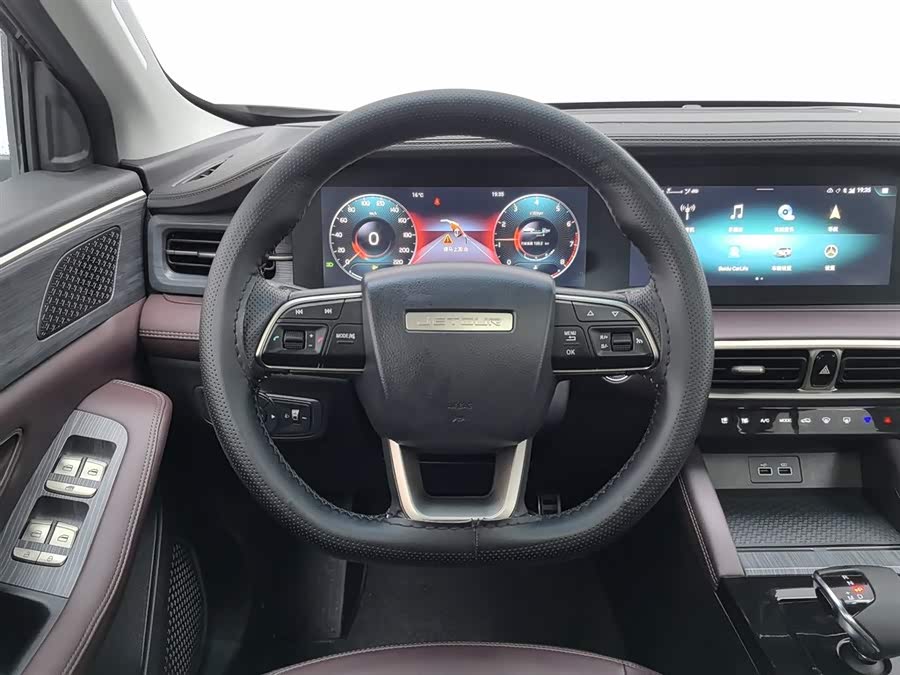 Jetour X90 PLUS 2025 immagine di auto #12