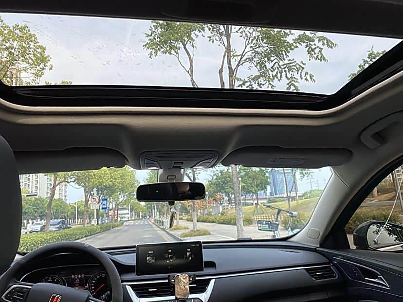 HongQi H5 2021 car image #12