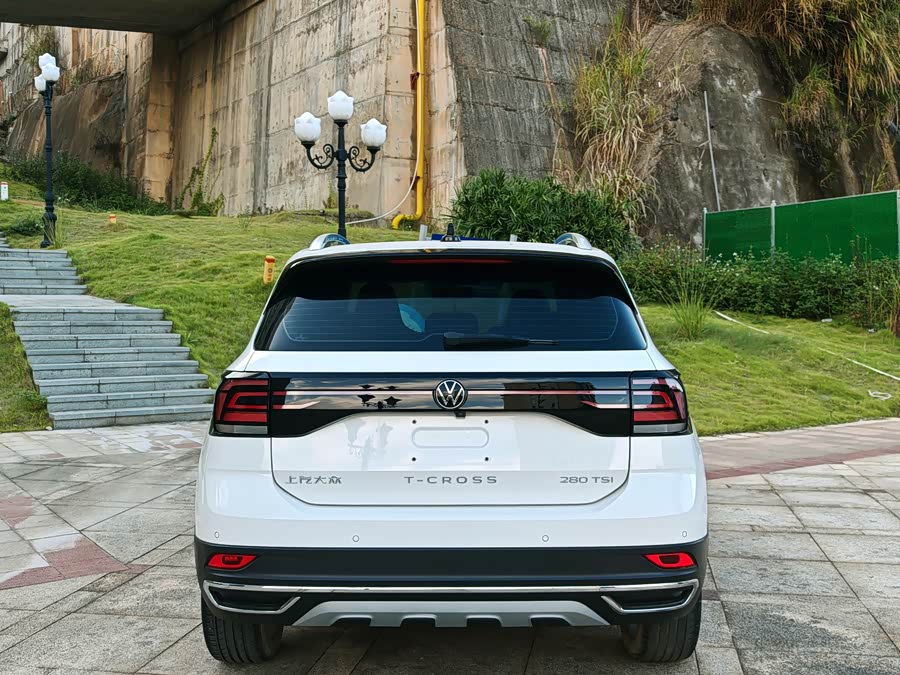 Volkswagen T-Cross 2022 #12 Volkswagen T-Cross 2022 car image #12