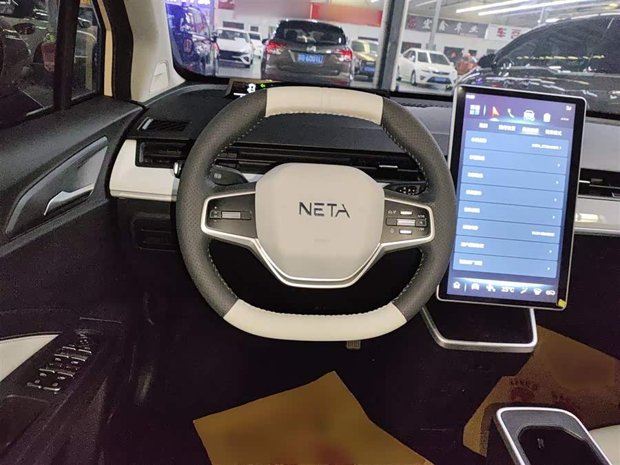 哪吒汽车 哪吒AYA 2024 汽车图片 #12