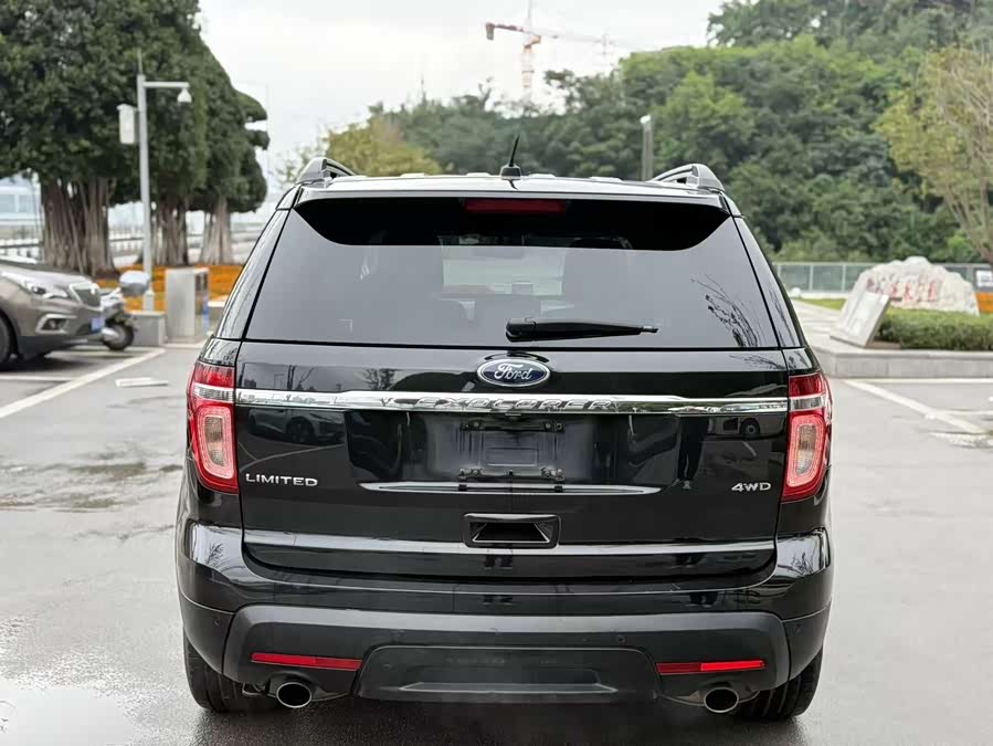 Ford Explorer (Imported) 2014 car image #12