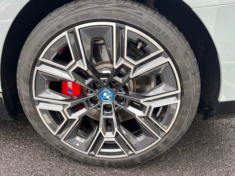 BMW i5 M60 2025 immagine di auto #12