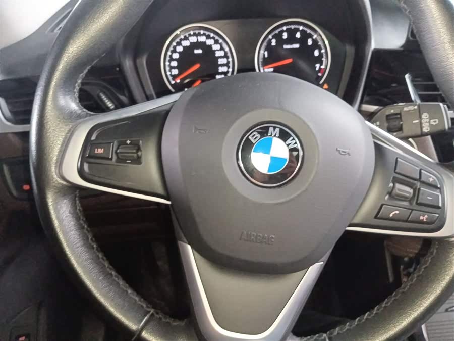 BMW X1 New Energy 2021 #12 BMW X1 New Energy 2021 car image #12