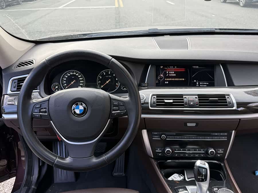 BMW 5 Series GT 2016 #12 BMW 5 Series GT 2016 immagine di auto #12