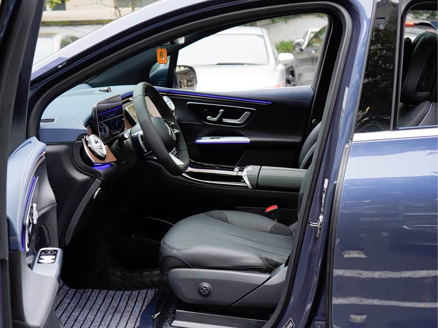 Mercedes-Benz EQE SUV 2023 car image #12