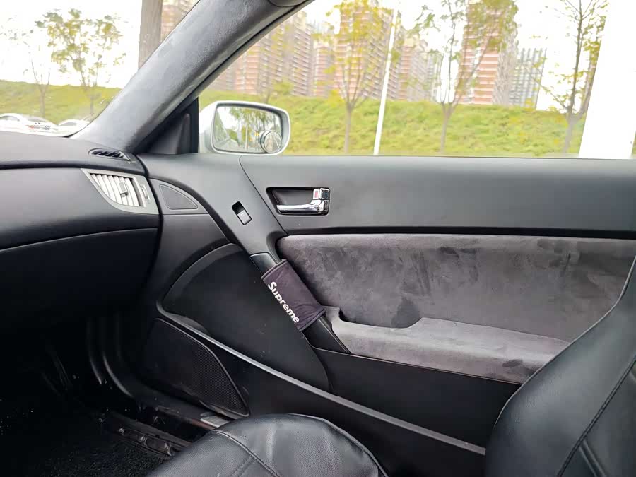 Hyundai Rohens-Coupe 2009 #12 Hyundai Rohens-Coupe 2009 car image #12