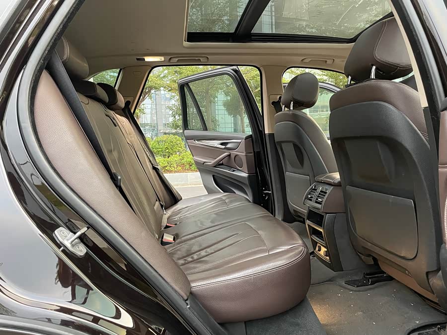 BMW X5 (Imported) 2017 imagem de carro #12