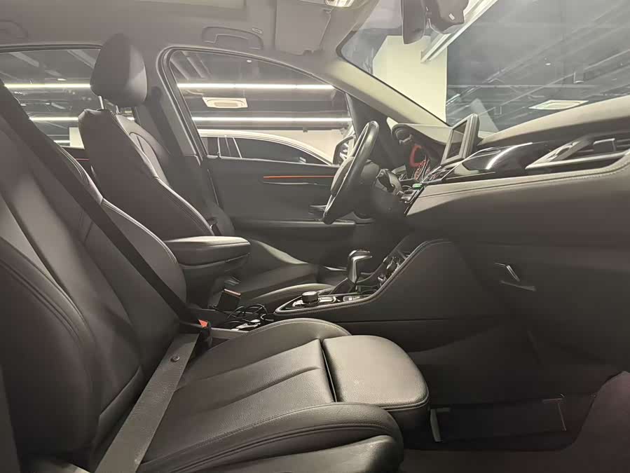 BMW 2 Series Tourer (Imported) 2015 #12 BMW 2 Series Tourer (Imported) 2015 car image #12