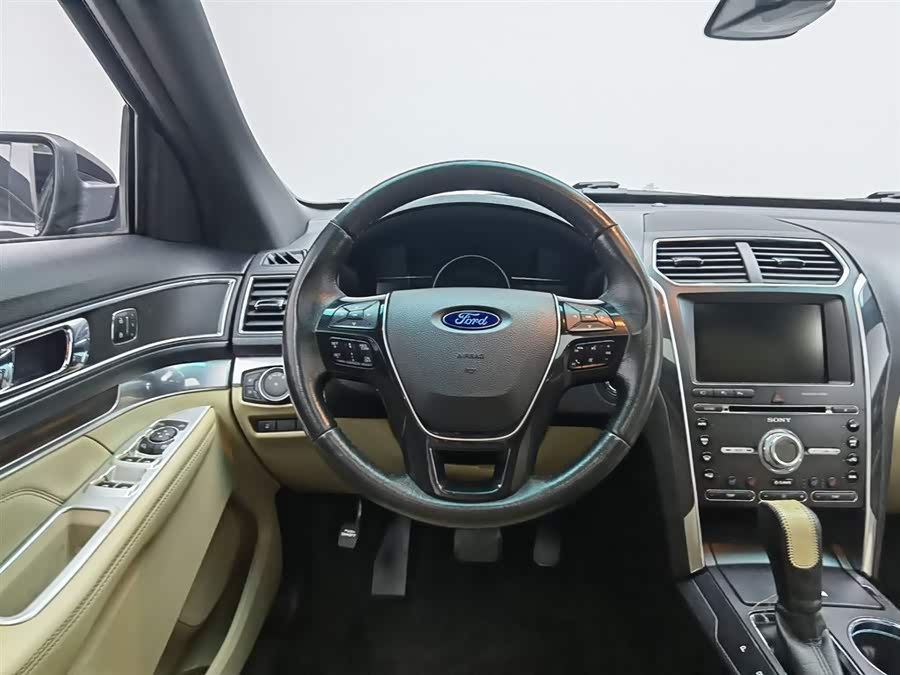 Ford Explorer (Imported) 2016 #12 Ford Explorer (Imported) 2016 صورة سيارة #12