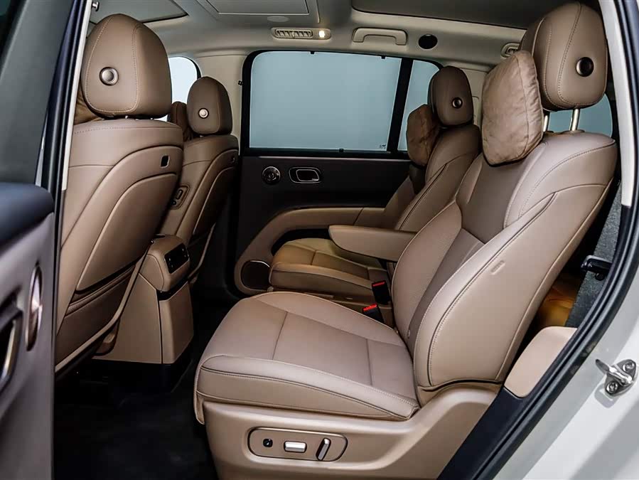 Li i8 2025 изображение автомобиля #12