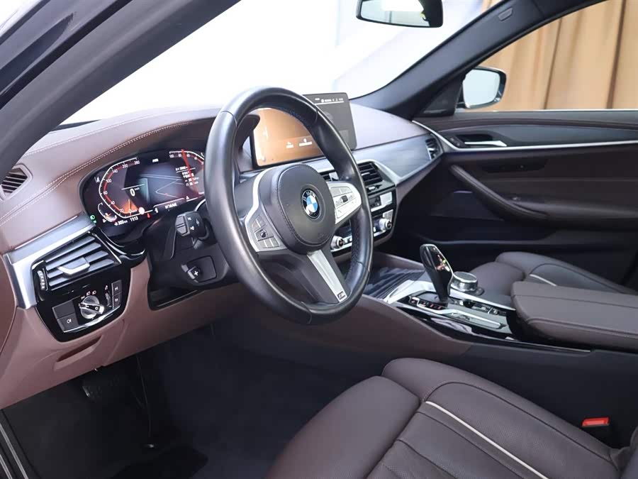 BMW 5 Series 2023 car image #12