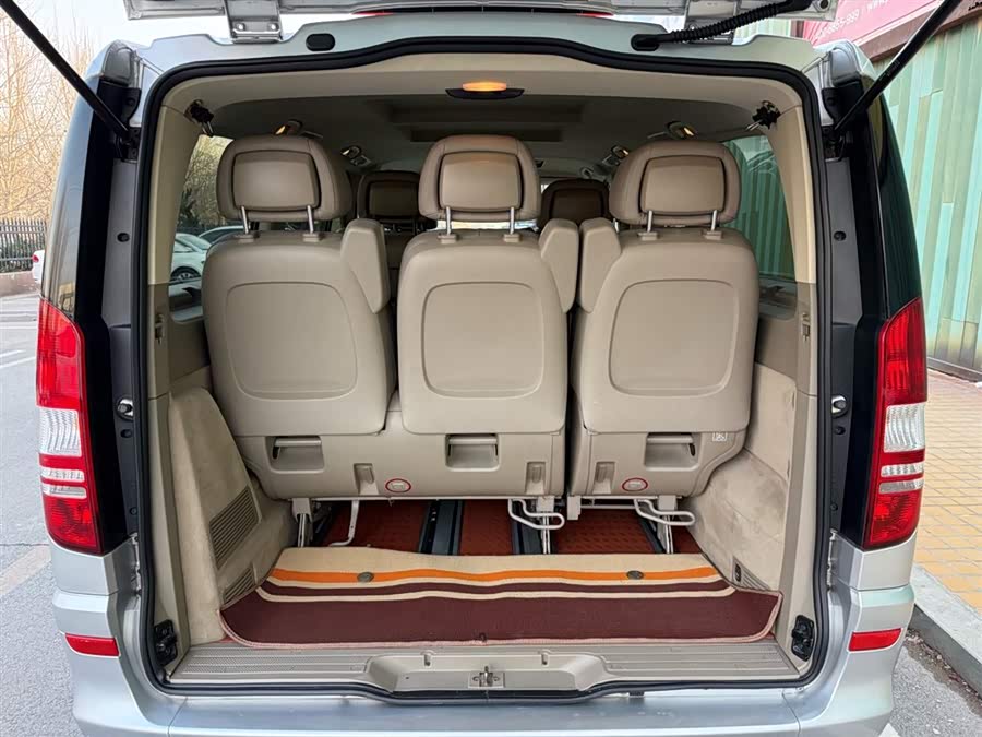 奔驰 唯雅诺 2014 汽车图片 #12