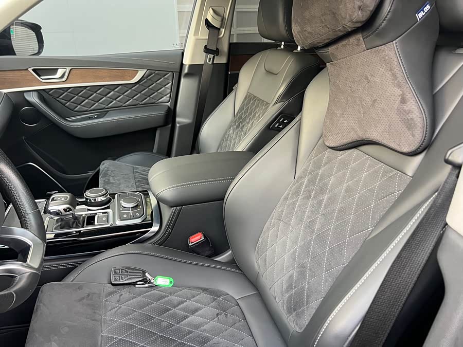 HongQi HS7 2021 #12 HongQi HS7 2021 car image #12