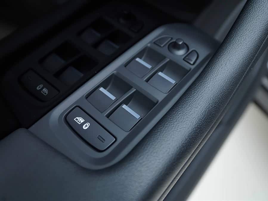 2020 #12 2020 car image #12