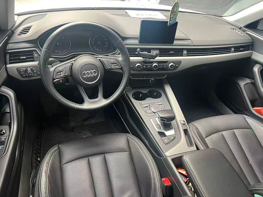 奥迪 奥迪A4L 2018 汽车图片 #12