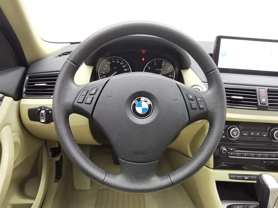 BMW X1 (Imported) 2013 car image #12