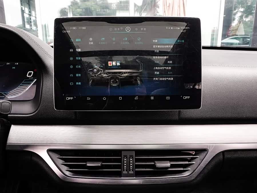 BYD Tang 2021 car image #12
