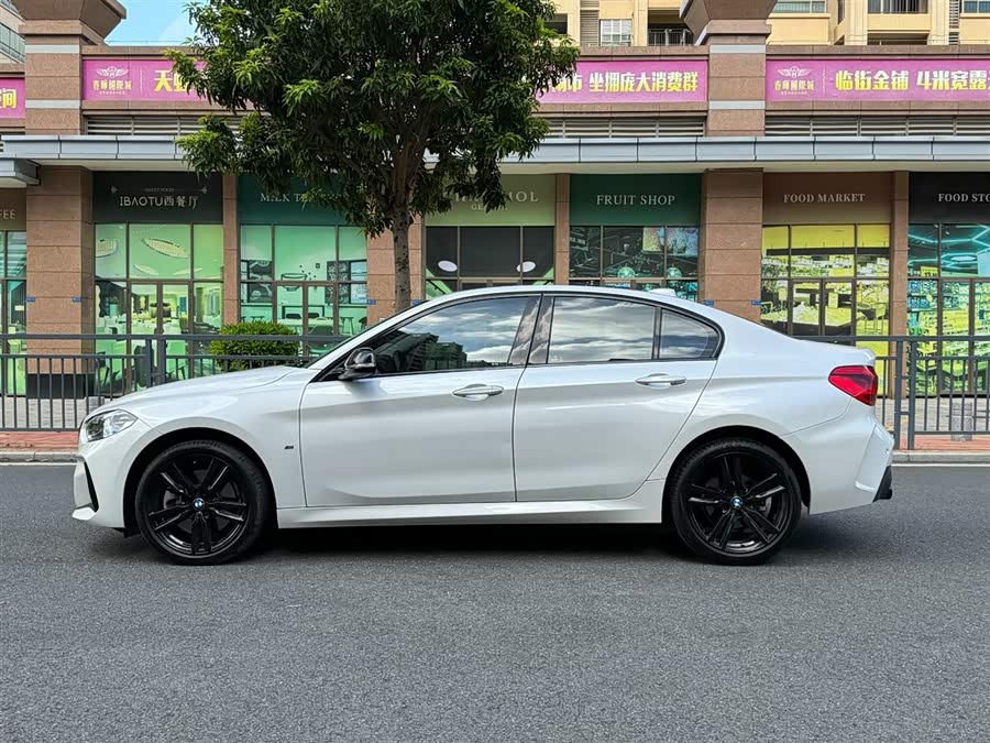 BMW 1 Series 2022 #12 BMW 1 Series 2022 car image #12