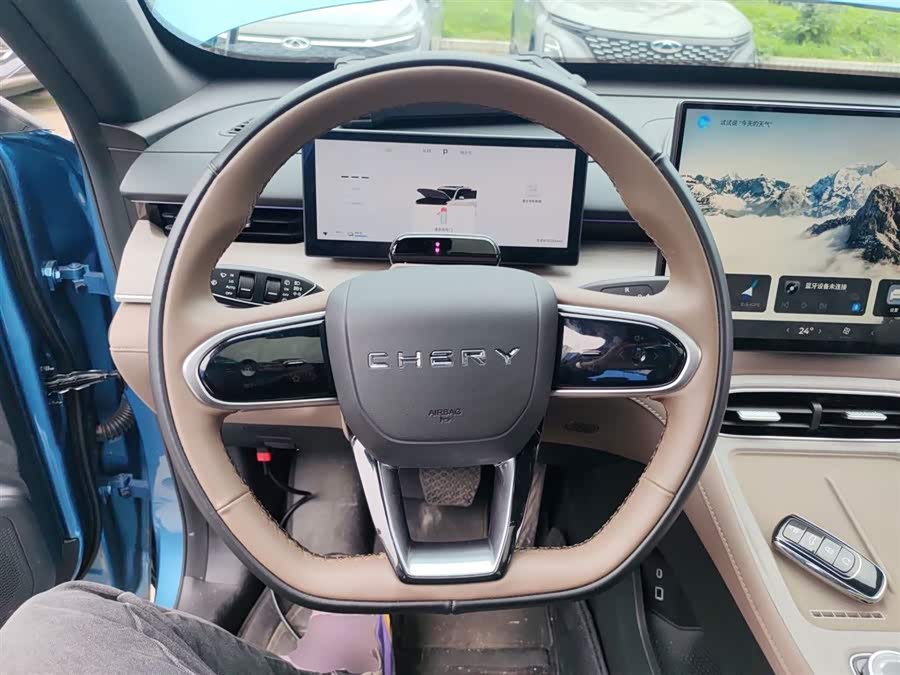 Chery Tiggo8 PLUS C-DM 2024 car image #12