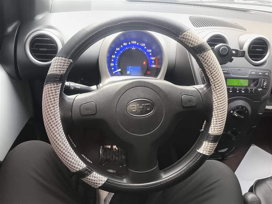 BYD F0 2018 car image #12