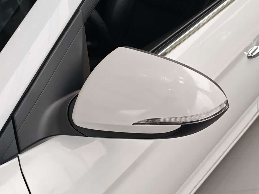 Hyundai Elantra AD 2020 car image #12