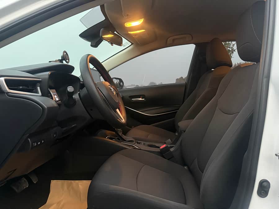 Toyota Corolla Hybird E+ 2022 immagine di auto #12