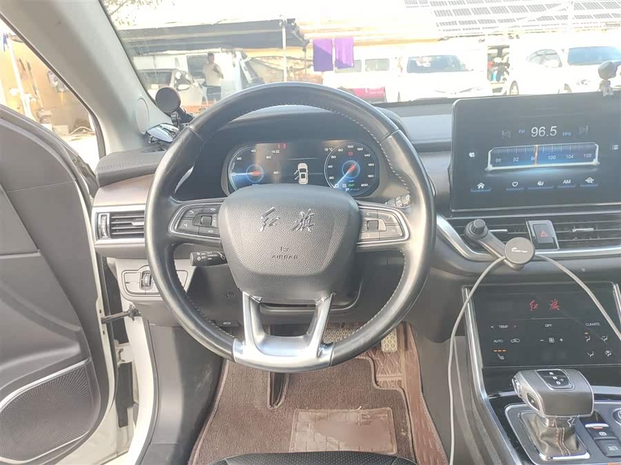 HongQi E-HS3 2020 car image #12