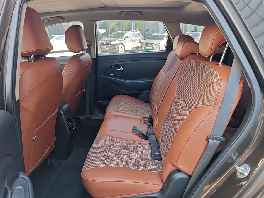 起亚 佳乐 2015 汽车图片 #12