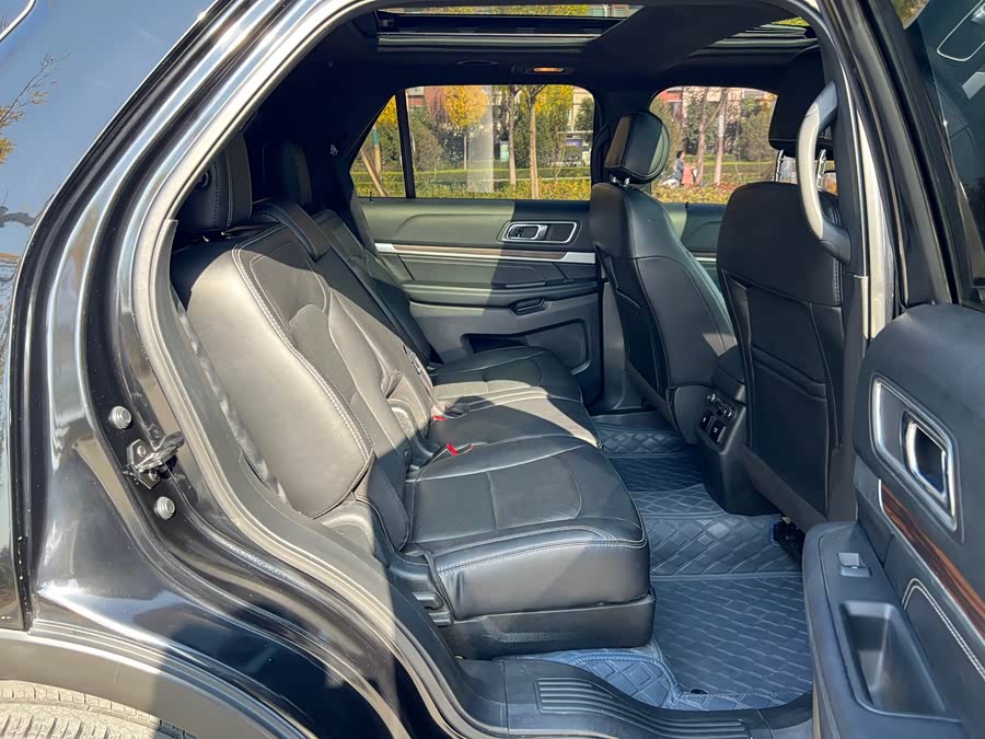 Ford Explorer (Imported) 2018 car image #12