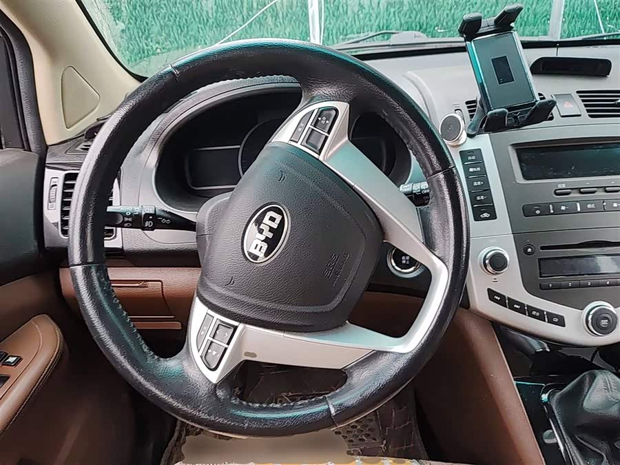 BYD S6 2016 #12 BYD S6 2016 car image #12