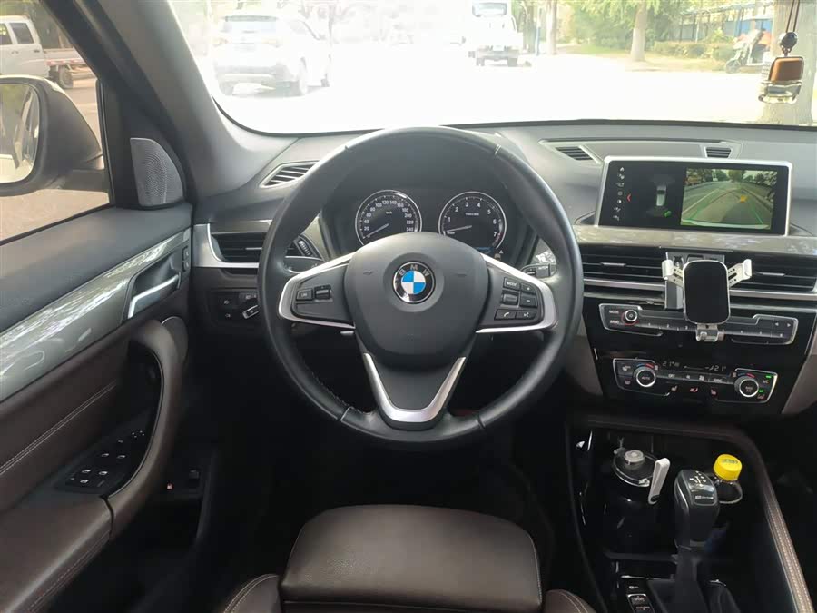 BMW X1 New Energy 2018 immagine di auto #12