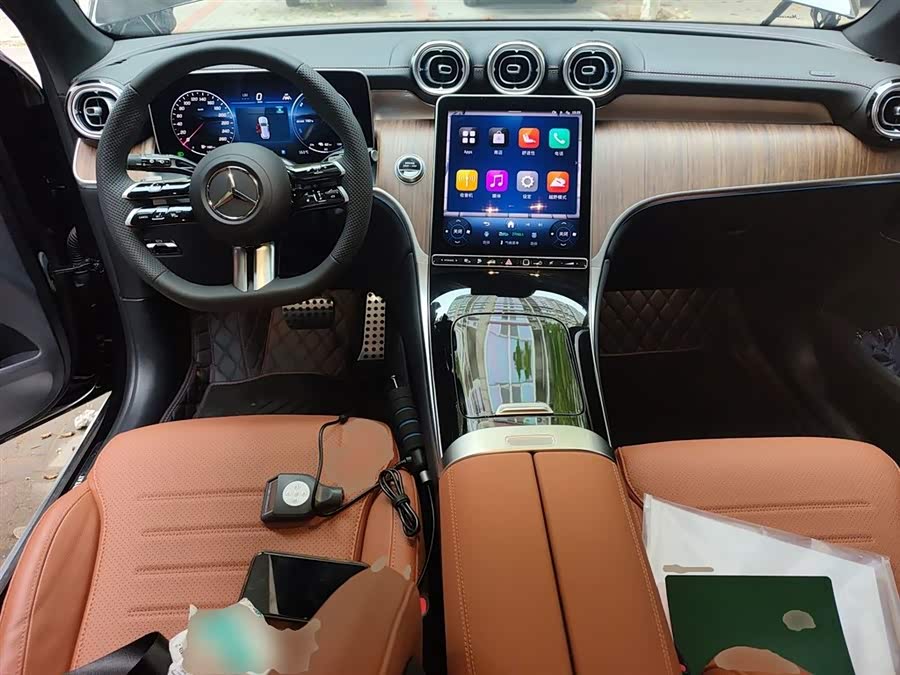 Mercedes-Benz GLC Class New Energy 2025 imagen de coche #12